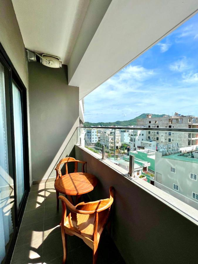 Flc Sea Tower Apartment Gem Куинён Экстерьер фото